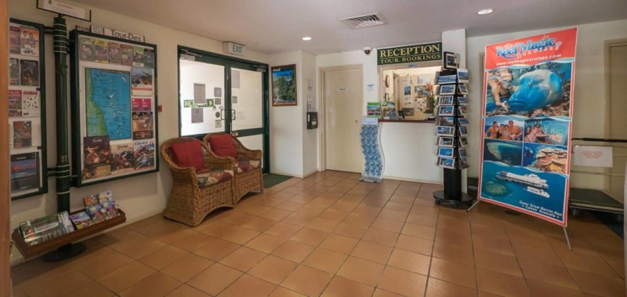 Tropic Towers Apartments Cairns Exterior foto